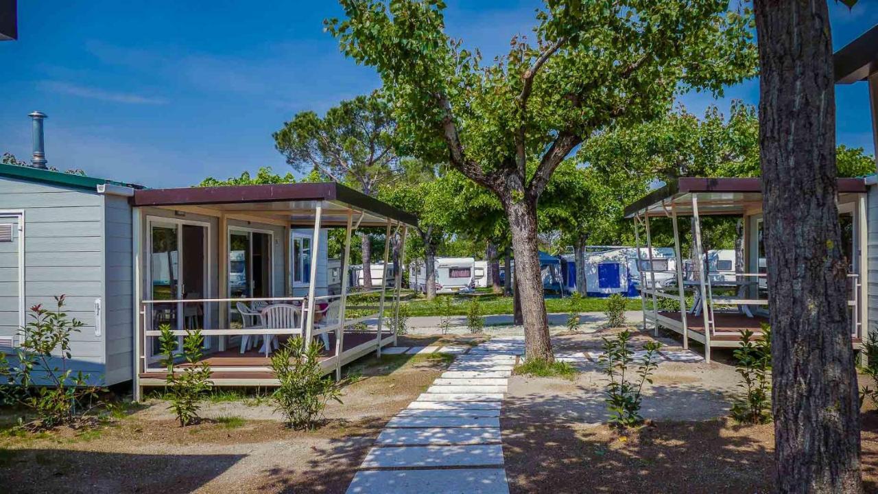 Camping Belvedere لاتيزي المظهر الخارجي الصورة